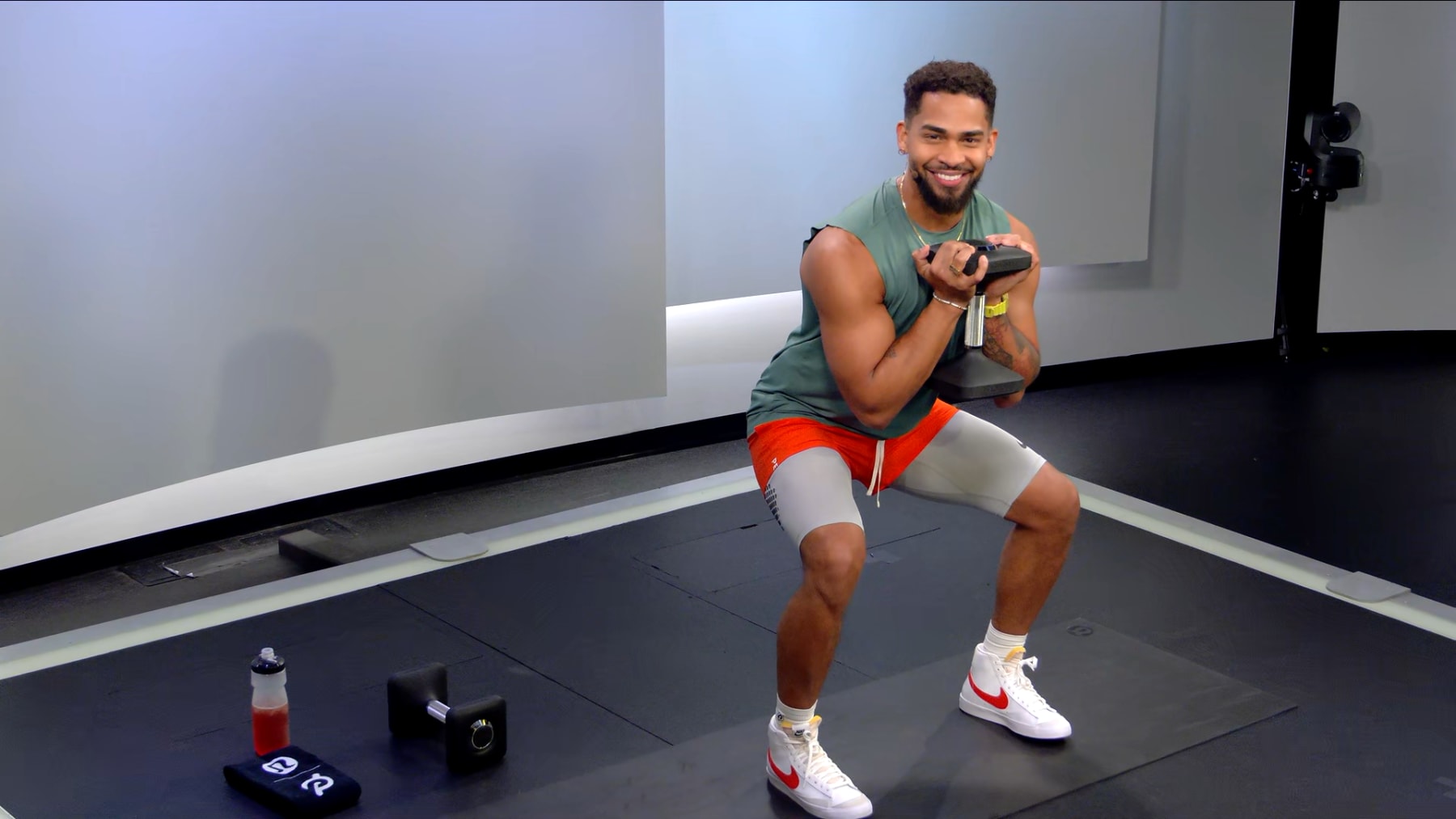 20 min Íconos Latinos Glutes & Legs