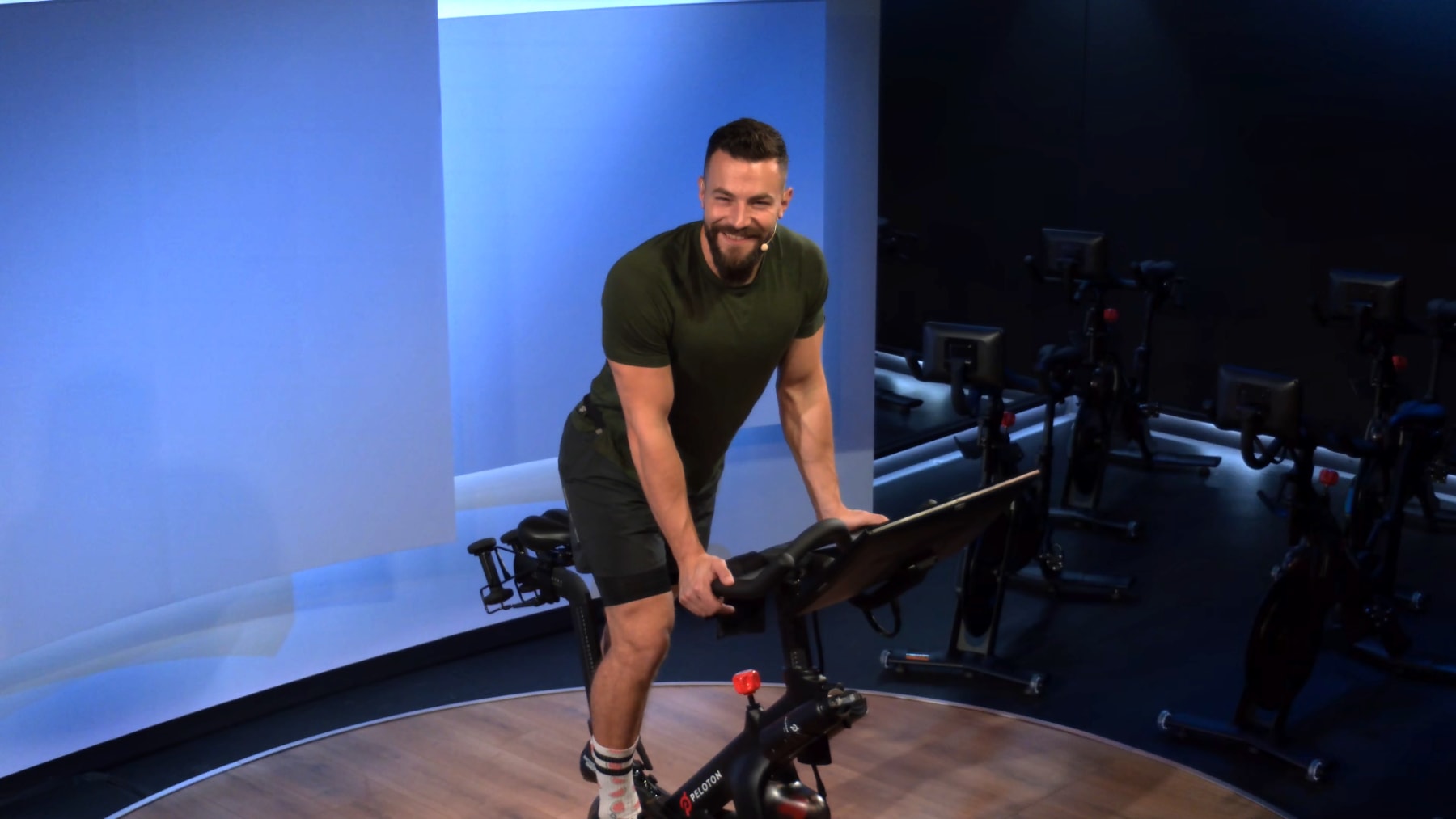 Bike trainer sale peloton