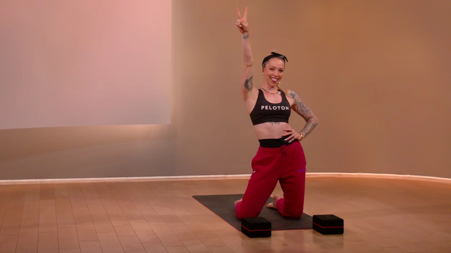 30 min 90s R&B Yoga Flow