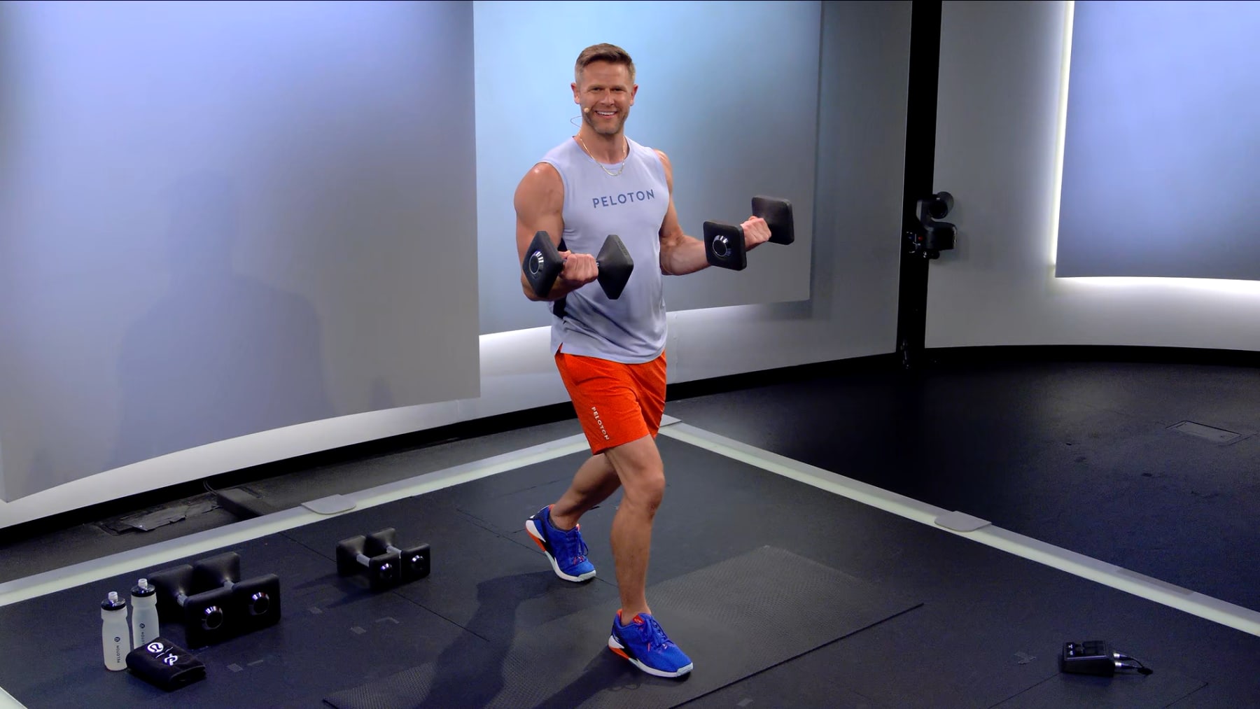 30 min Tropical House Upper Body