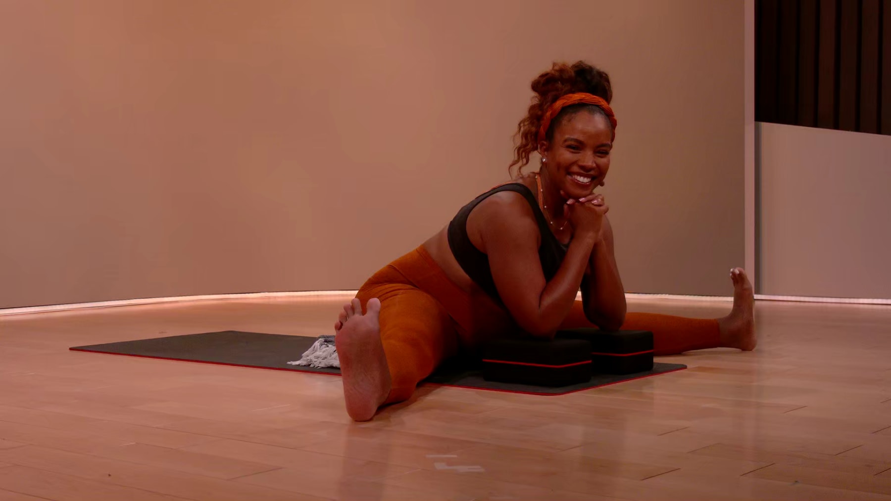 10 min Focus Flow: Forward Folds