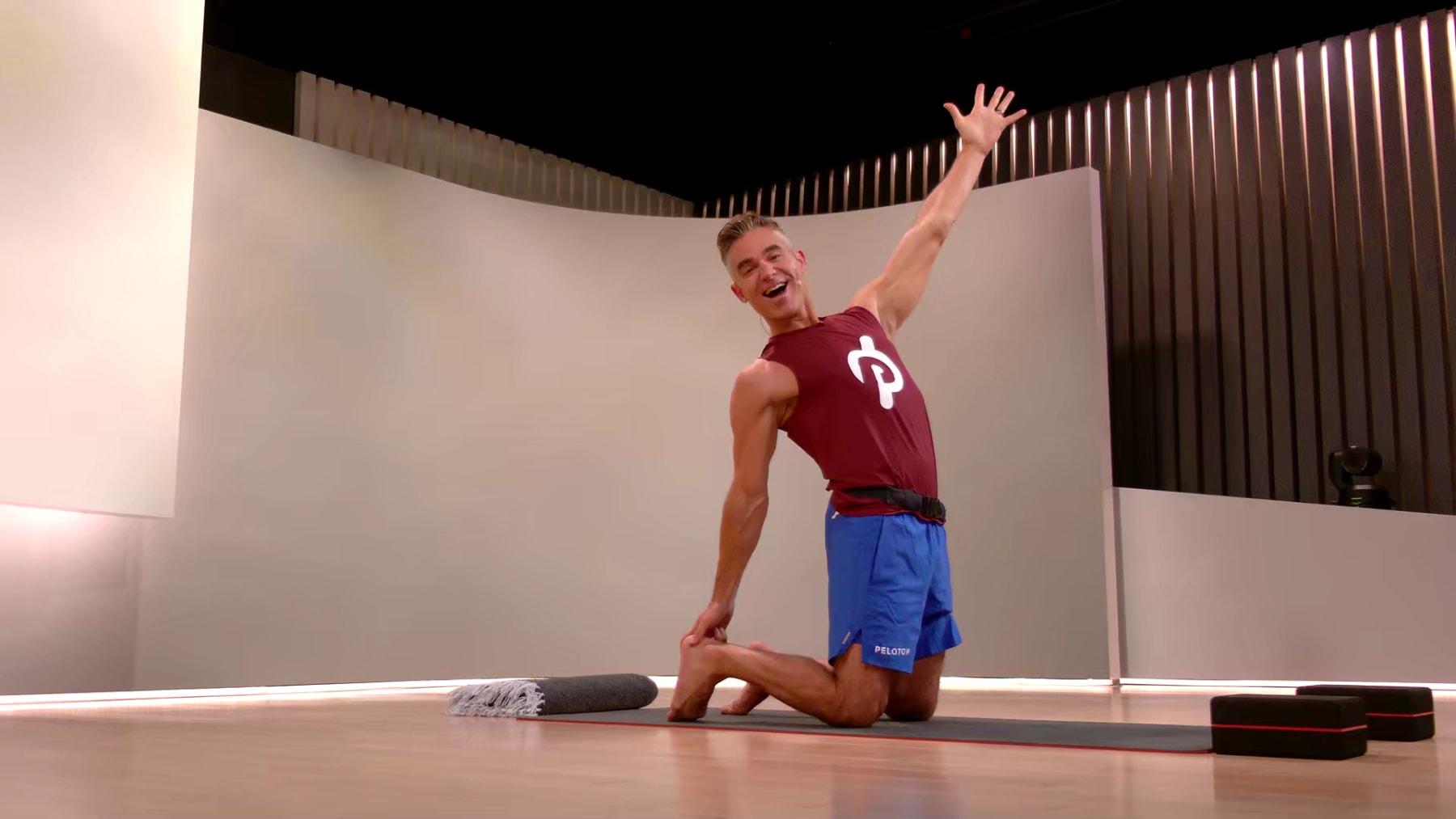 30 min Broadway Yoga Flow