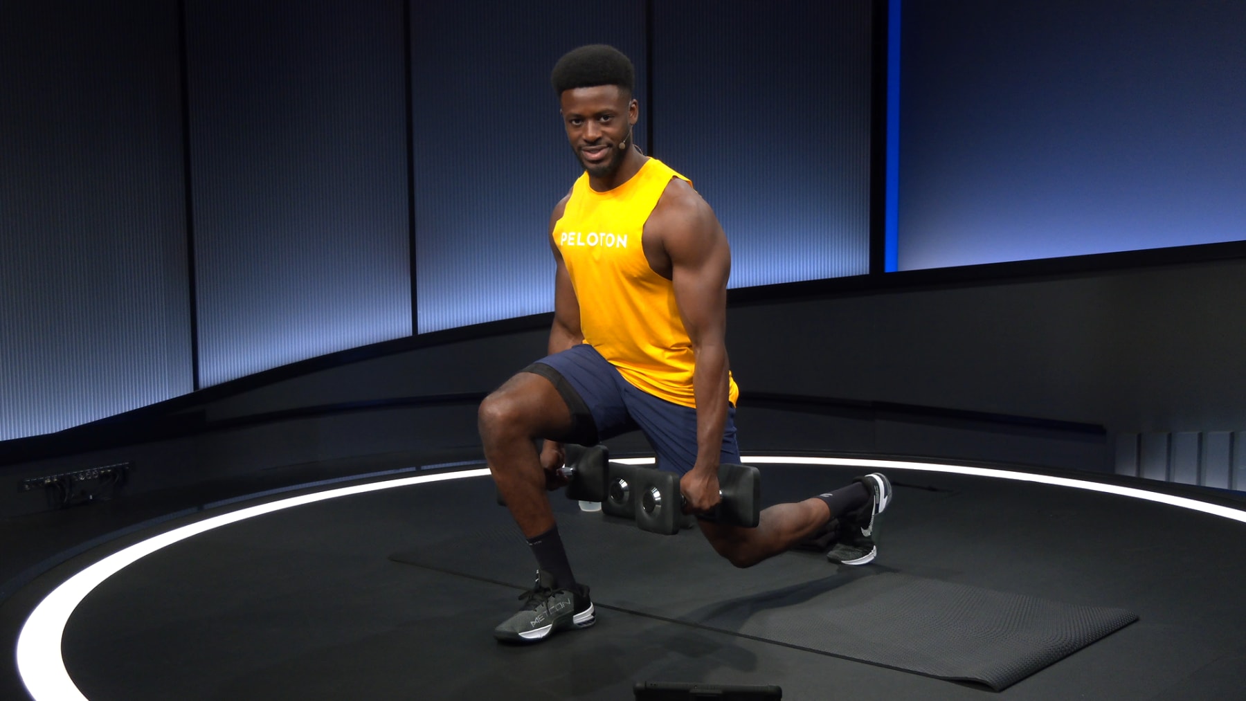 30 min Glutes & Legs Strength