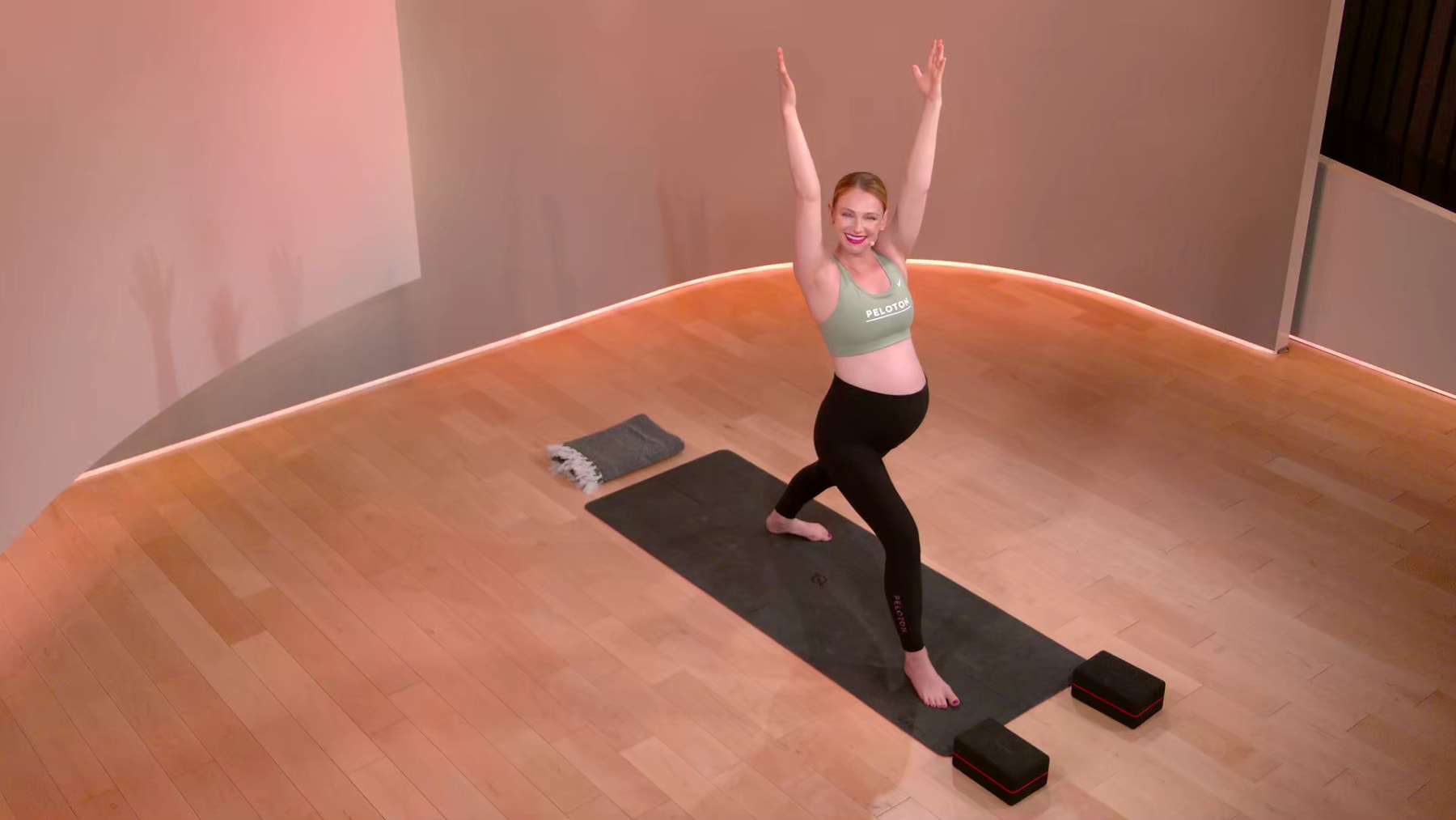 15 min Yoga Flow  Peloton Yoga Classes