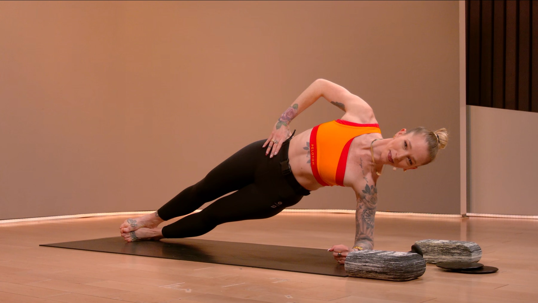 30 min Yoga Conditioning: Full Body