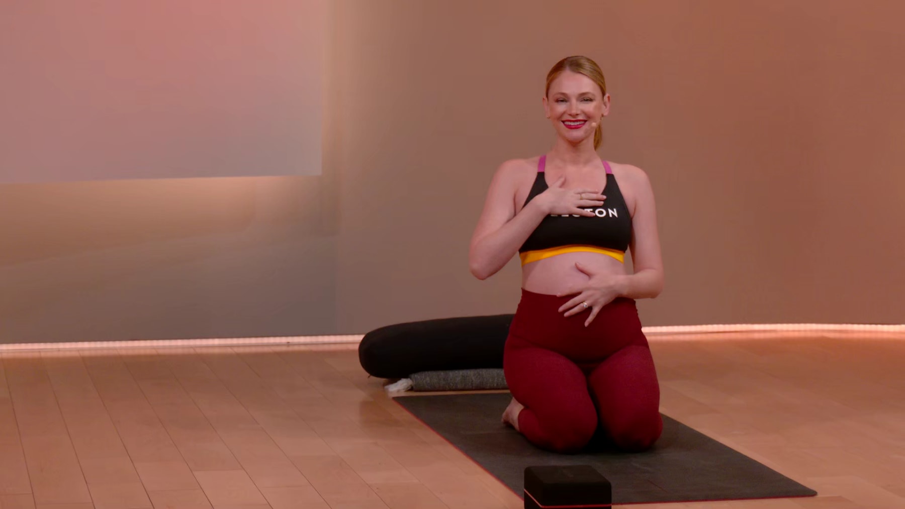 60 min Prenatal Yoga Flow
