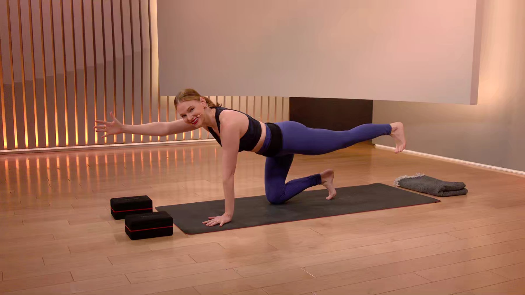 30 min Focus Flow: Healthy Back