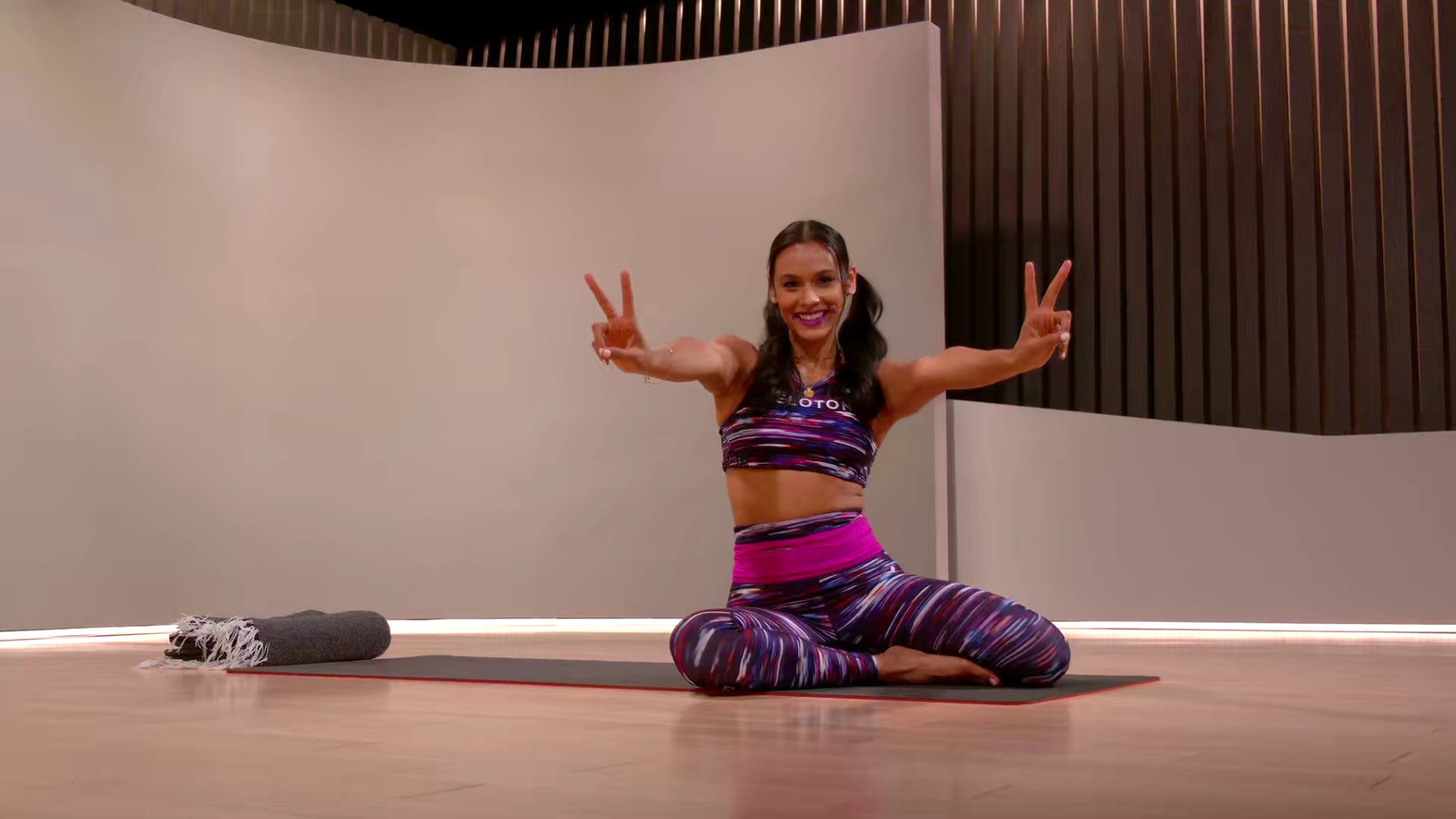 30 min 90s Yoga Flow