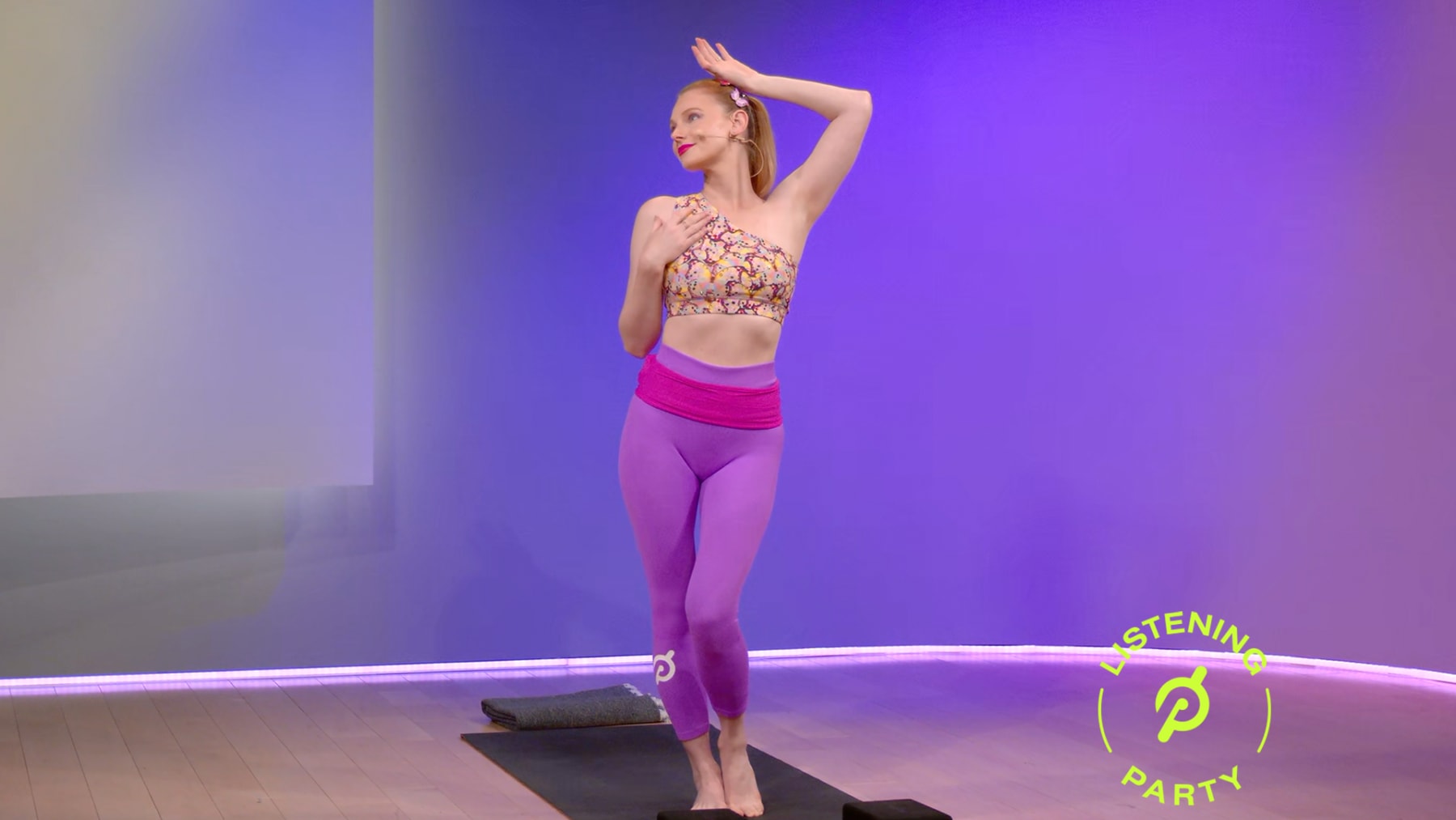 15 min Kali Uchis Yoga Flow