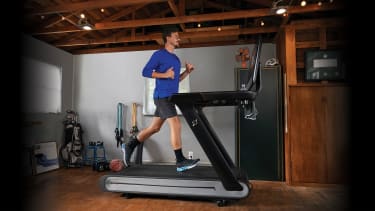 Edmonton gym asks treadmill runner to cover up - Canadian Running