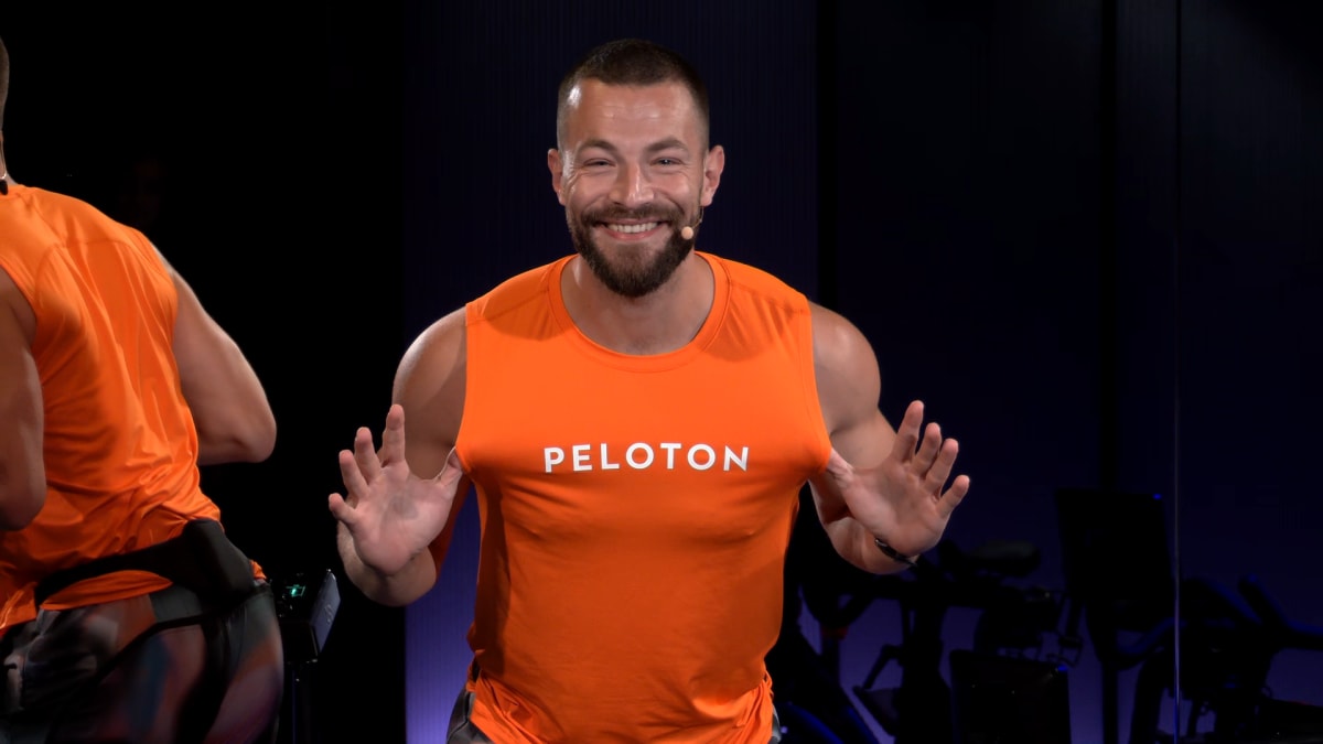 15 min EDM Ride Peloton Cycling Classes