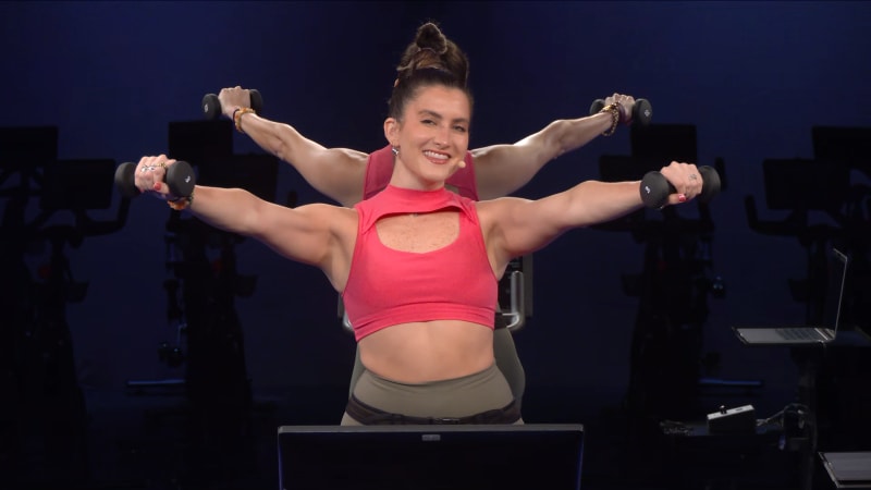Tal Ramon Body 30 Min Intervals & Arms Ride with Overhead Press - Camila Ramón