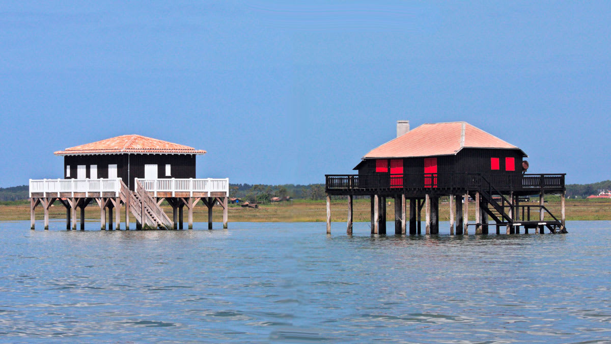Cabanes Tchanquées sur l’Île aux Oiseaux dans le bassin d’Arcachon