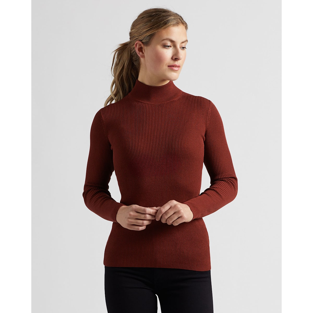 Women's Mock Neck Sweater | vlr.eng.br