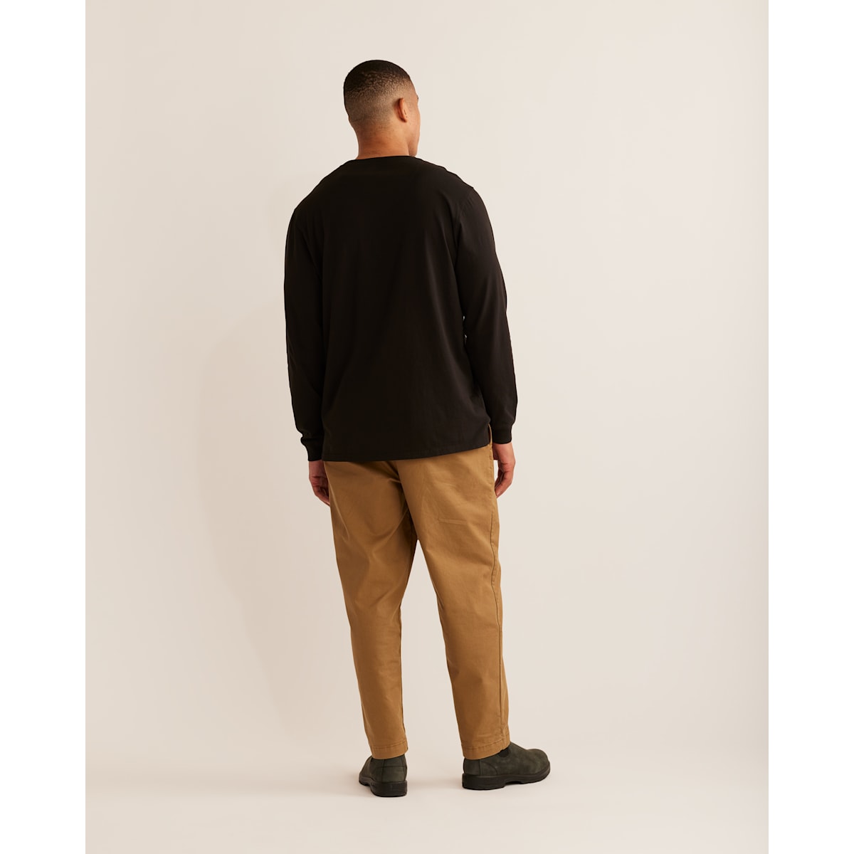 صنبور black long sleeve shirt back
