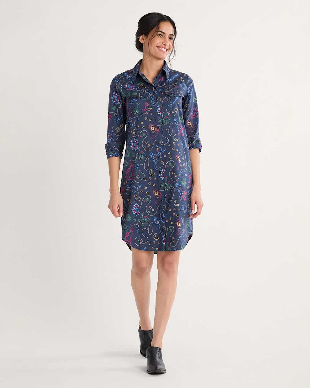 WOMEN'S WESTERN PRINT GAMBLER SHIRT DRESS IN NAVY BRIGHTS image number 1