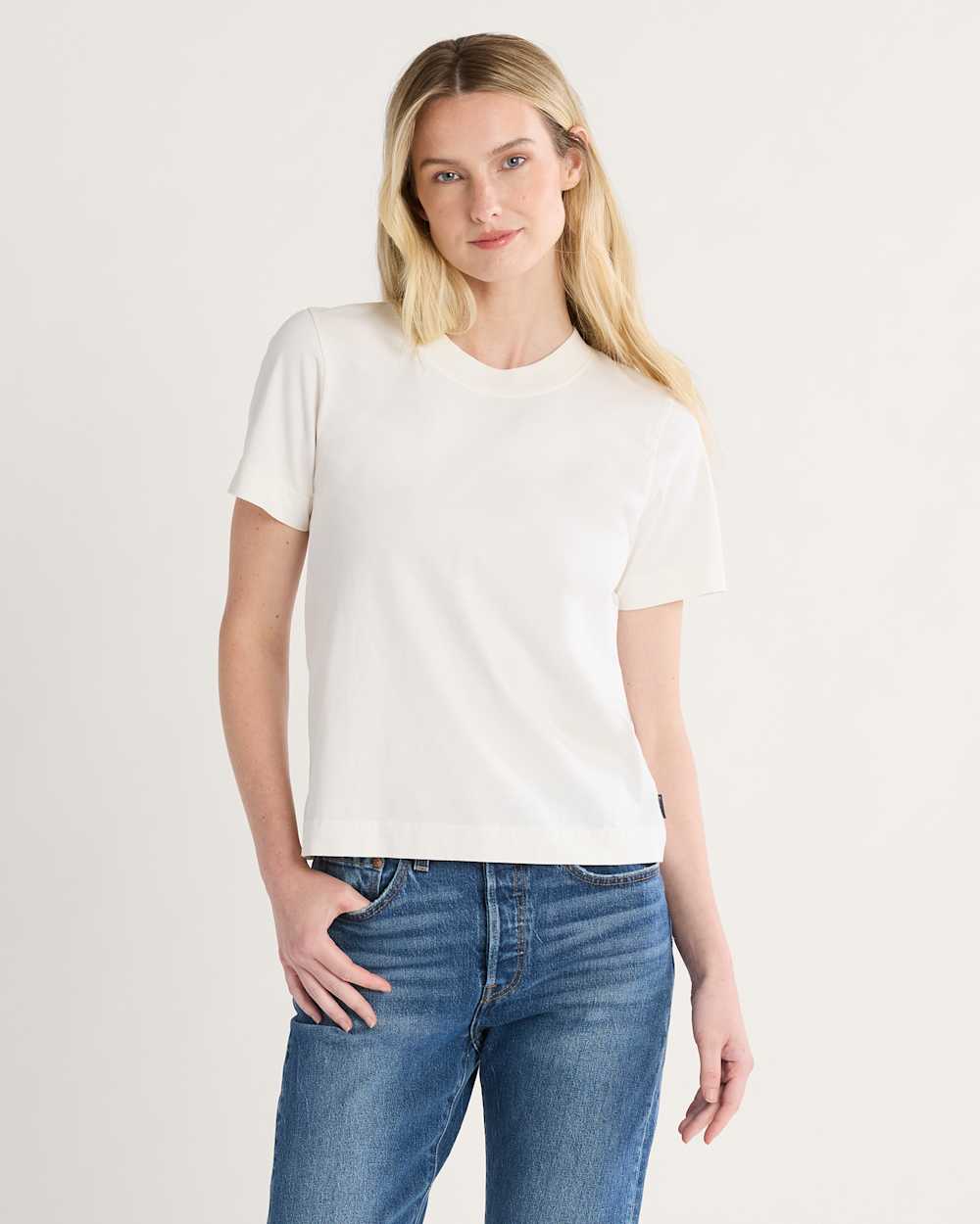 WOMEN'S DESCHUTES TEE IN WHITE image number 1