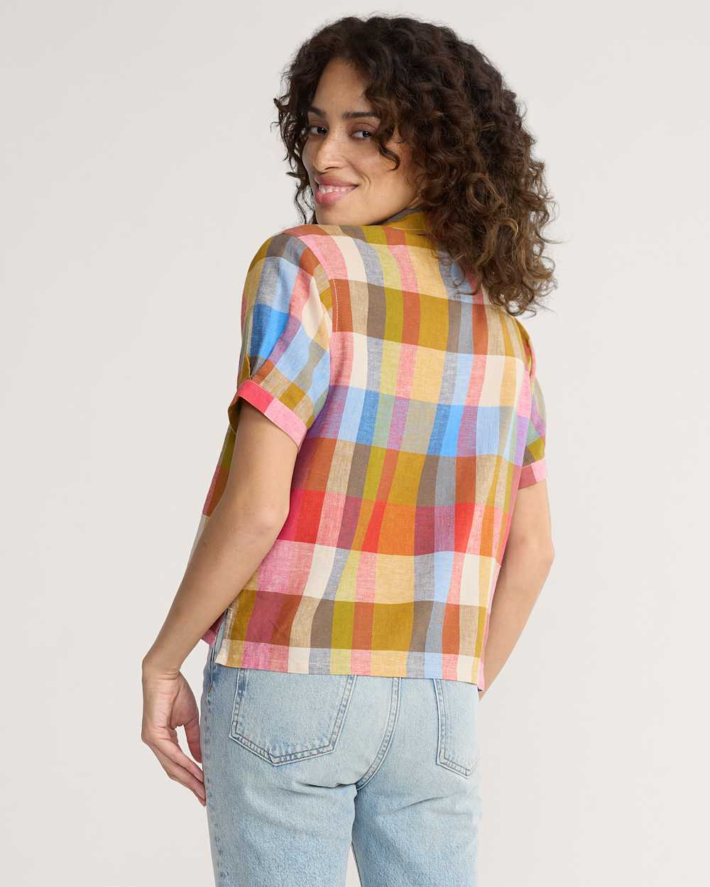 ALTERNATE VIEW OF WOMEN'S HARLOW LINEN SHIRT IN PLAID MULTI image number 2