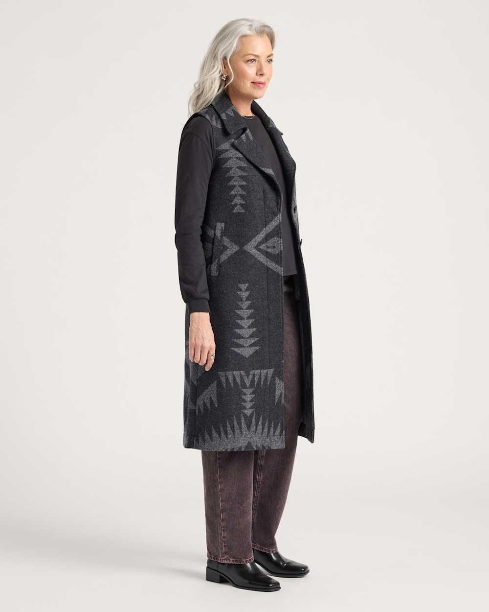 ALTERNATE VIEW OF WOMEN'S MIRROR LAKE WOOL LONG VEST IN BLACK/GREY image number 3