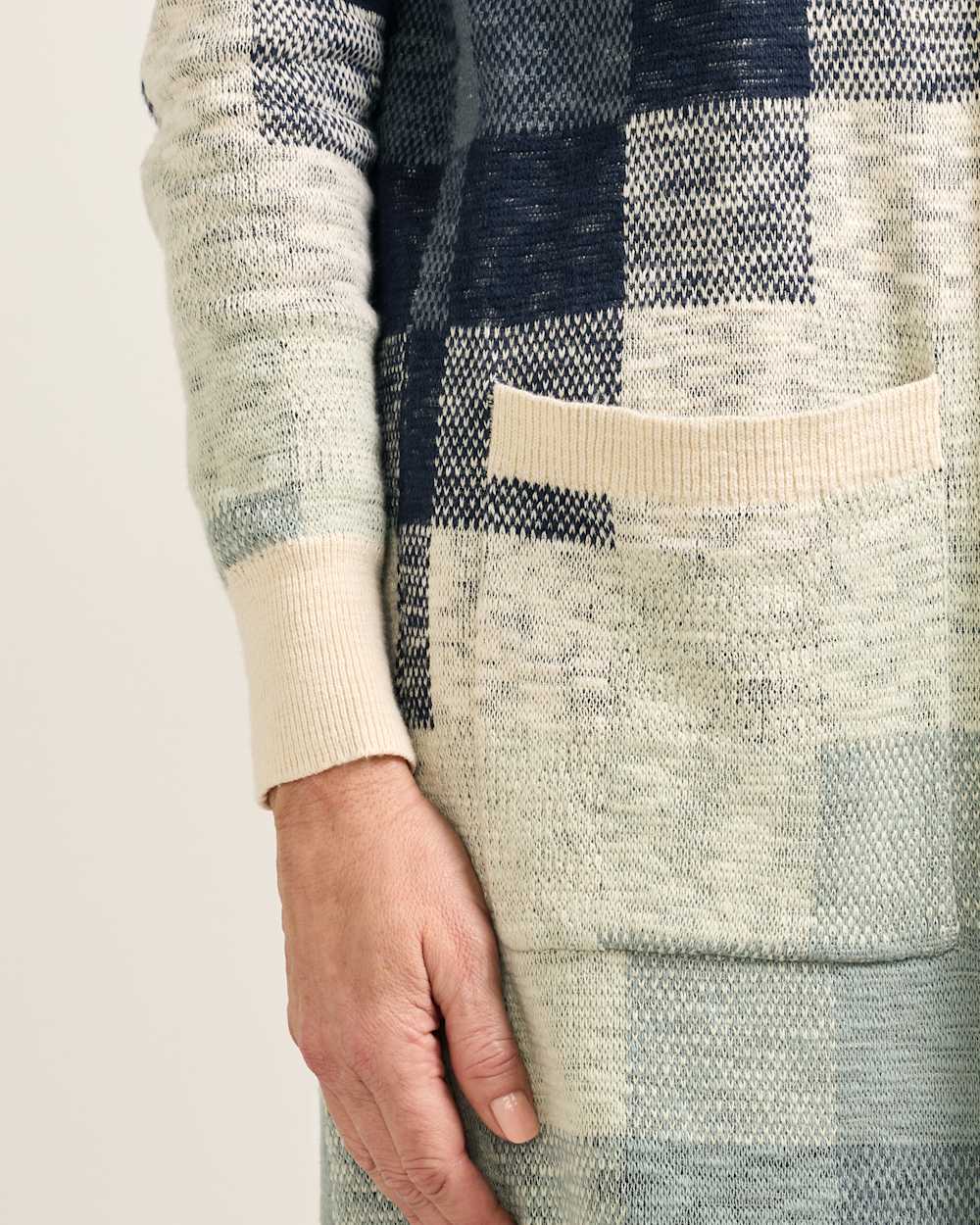 ALTERNATE VIEW OF WOMEN'S COTTON DUSTER CARDIGAN IN NAVY/IVORY MULTI image number 5