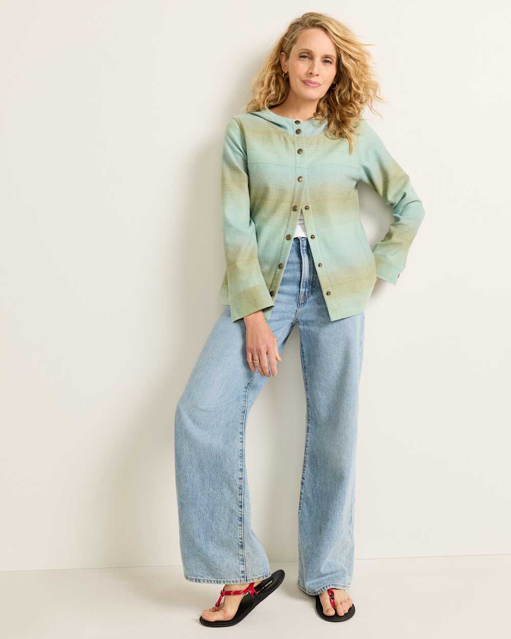 WOMEN'S OMBRE TRAILSIDE WOOL HOODIE IN TEAL/TAN image number 1