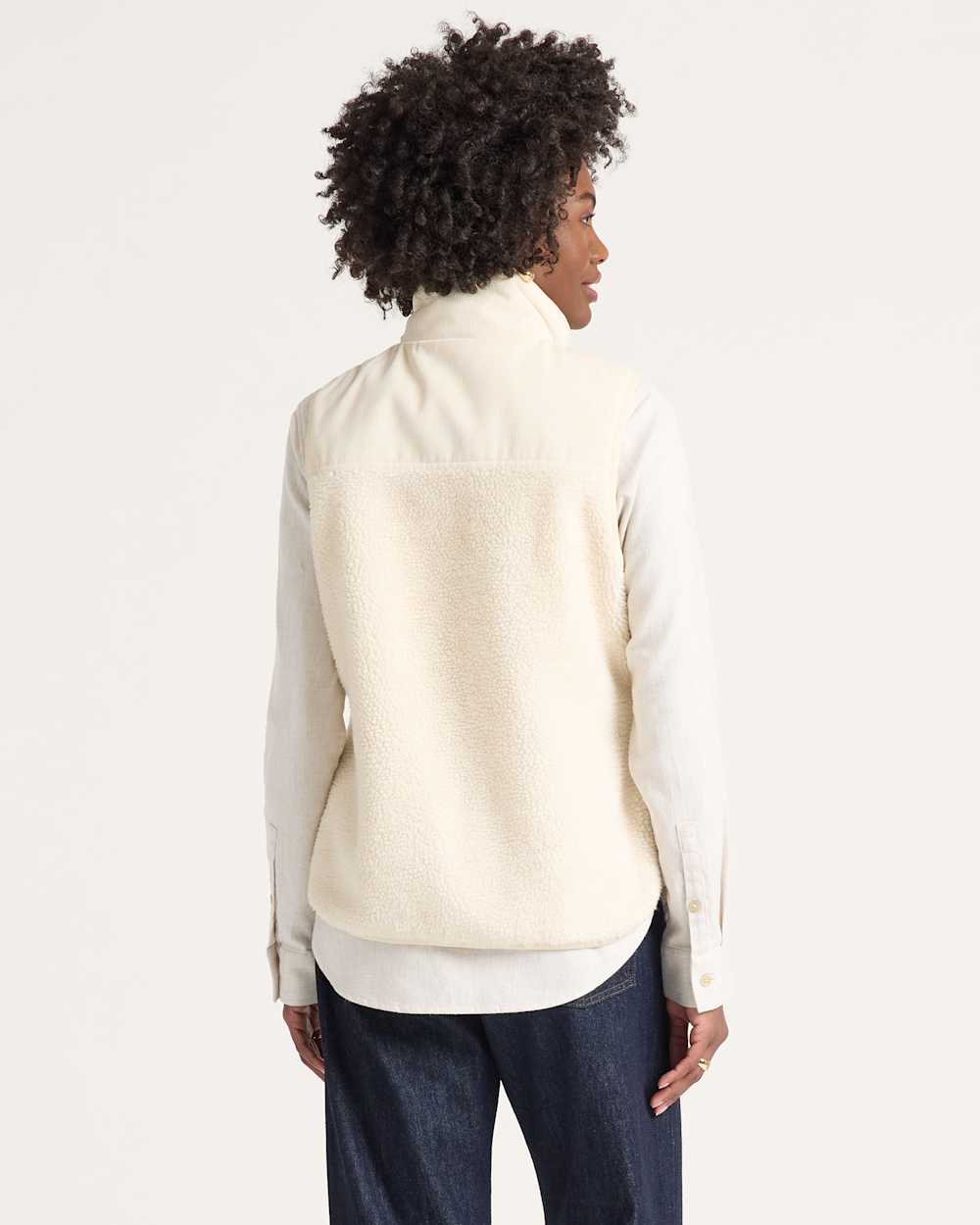 ALTERNATE VIEW OF WOMEN'S LAUREL FLEECE VEST IN BONE image number 2