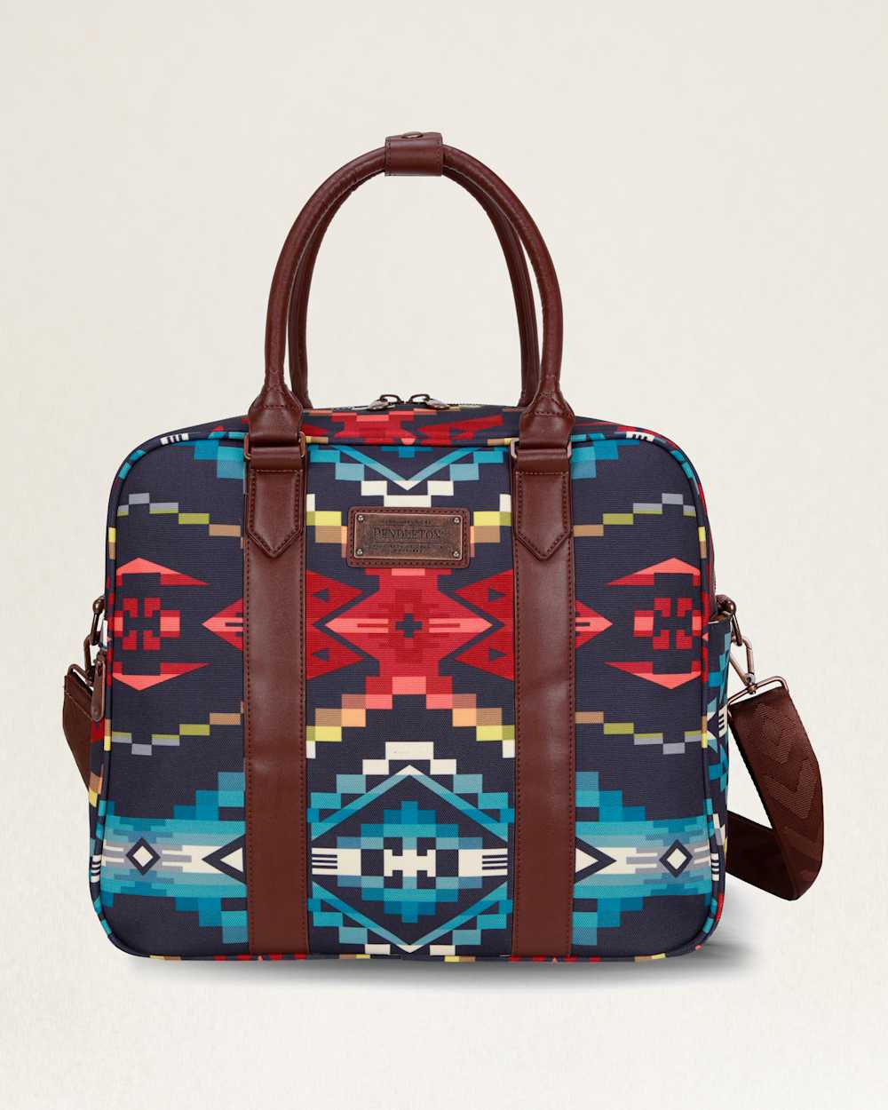 CARICO LAKE TRAVEL WEEKENDER IN NAVY image number 1