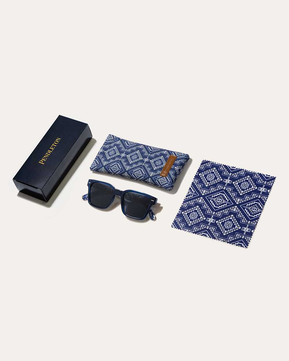 ALTERNATE VIEW OF SHWOOD X PENDLETON COBY POLARIZED SUNGLASSES IN NAVY CRYSTAL/OXBOW image number 2