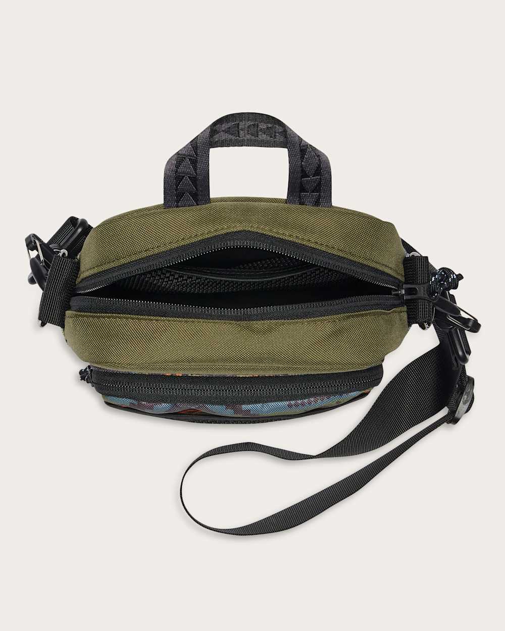 ALTERNATE VIEW OF MYSTIC LAKE EXPLORER CROSSBODY IN OLIVE MULTI image number 3