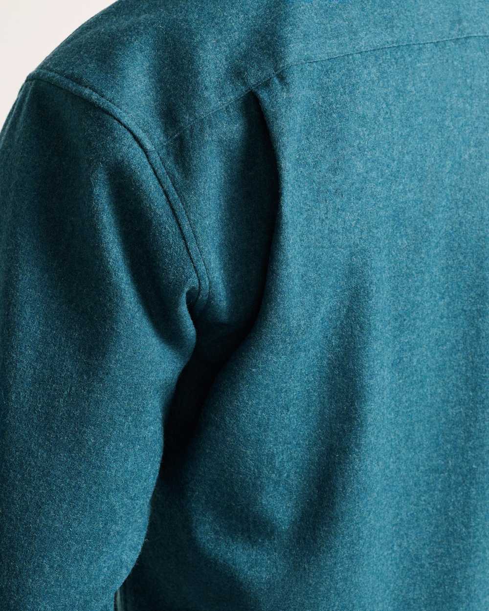 ALTERNATE VIEW OF MEN'S BOARD SHIRT IN BLUE MIX SOLID image number 5