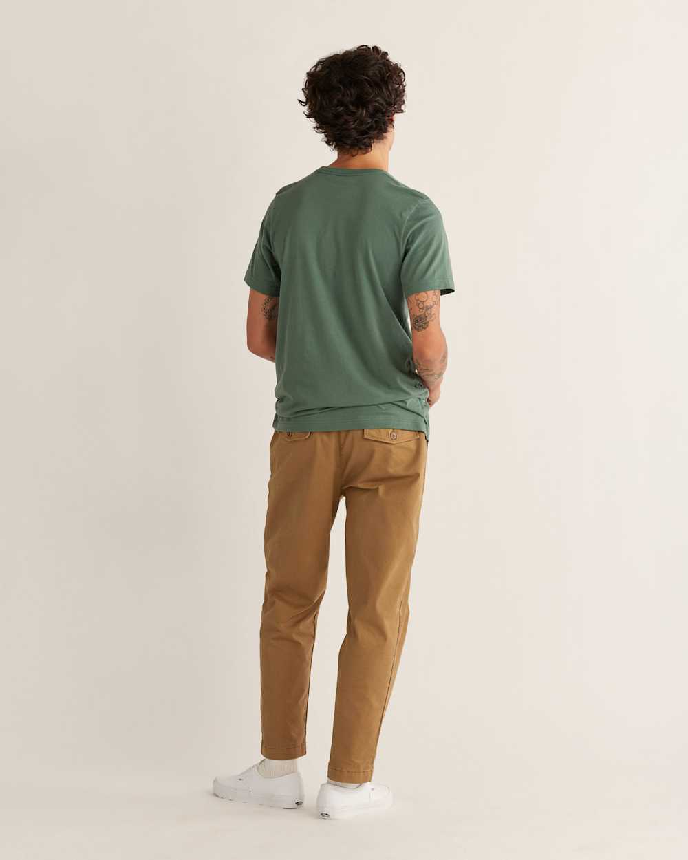 ALTERNATE VIEW OF MEN'S CAMPER GRAPHIC TEE IN PINE/ORANGE image number 3