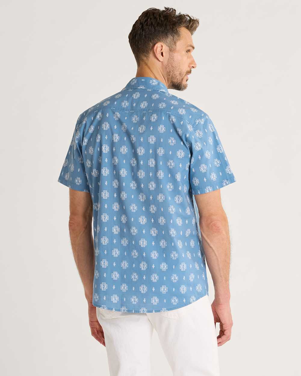 ALTERNATE VIEW OF MEN'S SHORELINE COTTON SHIRT IN BLUE HARDING image number 2
