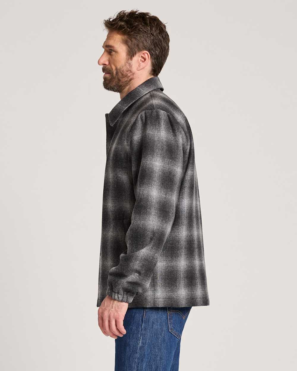 ALTERNATE VIEW OF MEN'S QUILTED WOOL COACHES JACKET IN OXFORD MIX OMBRE image number 3