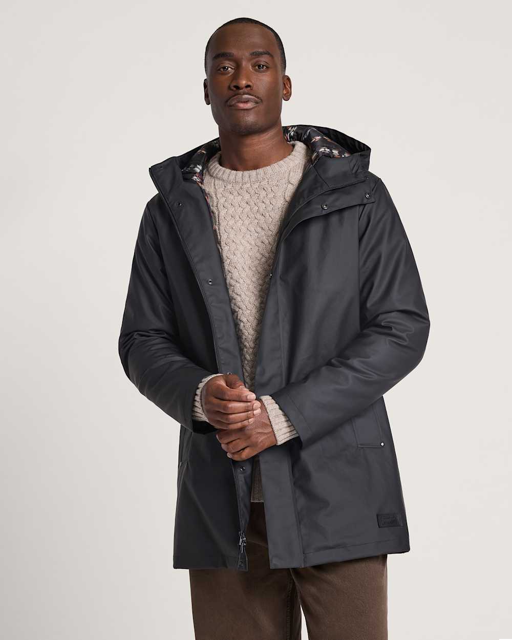 MEN'S PACIFIC RAIN SLICKER IN BLACK image number 1