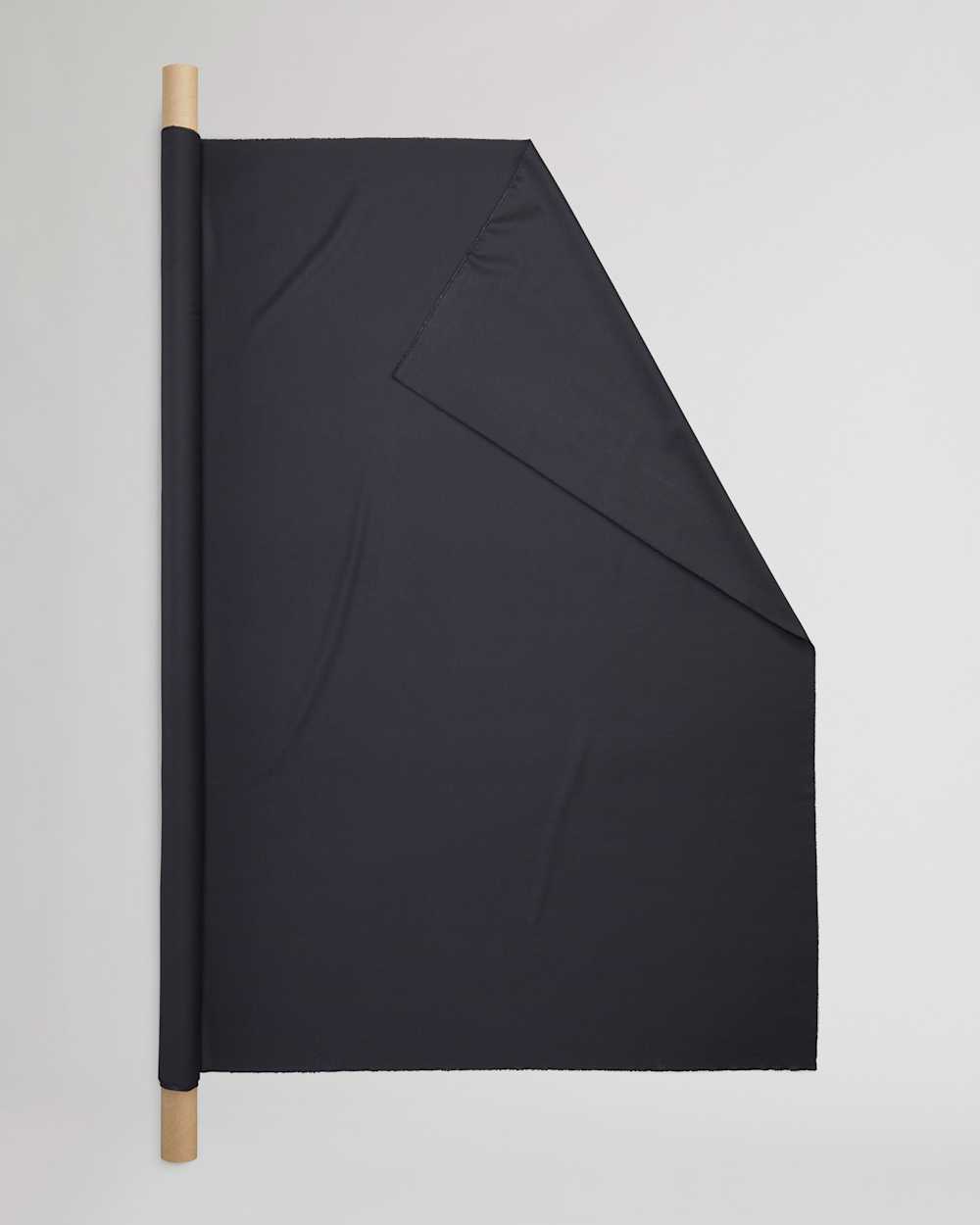 AIRLOOM WOOL FLANNEL FABRIC IN BLACK image number 1