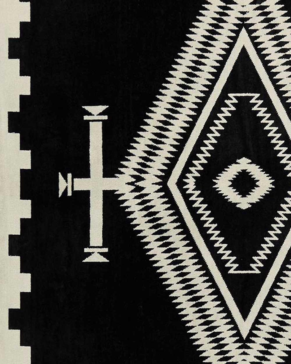 ALTERNATE VIEW OF LOS OJOS SPA TOWEL IN BLACK/WHITE image number 2