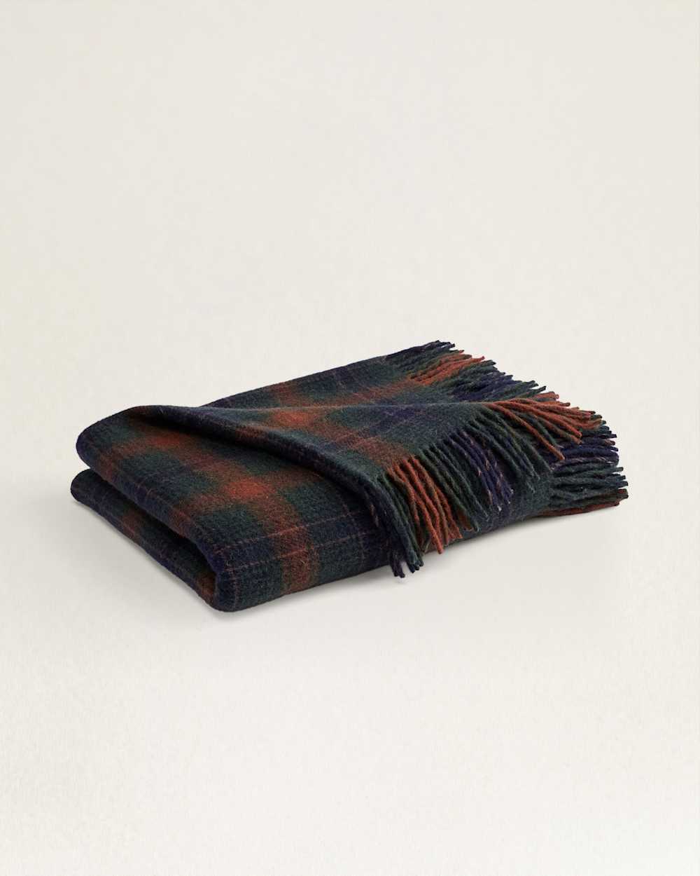ALTERNATE VIEW OF MOTOR ROBE THROW WITH CARRIER IN JACKSONVILLE PLAID image number 4