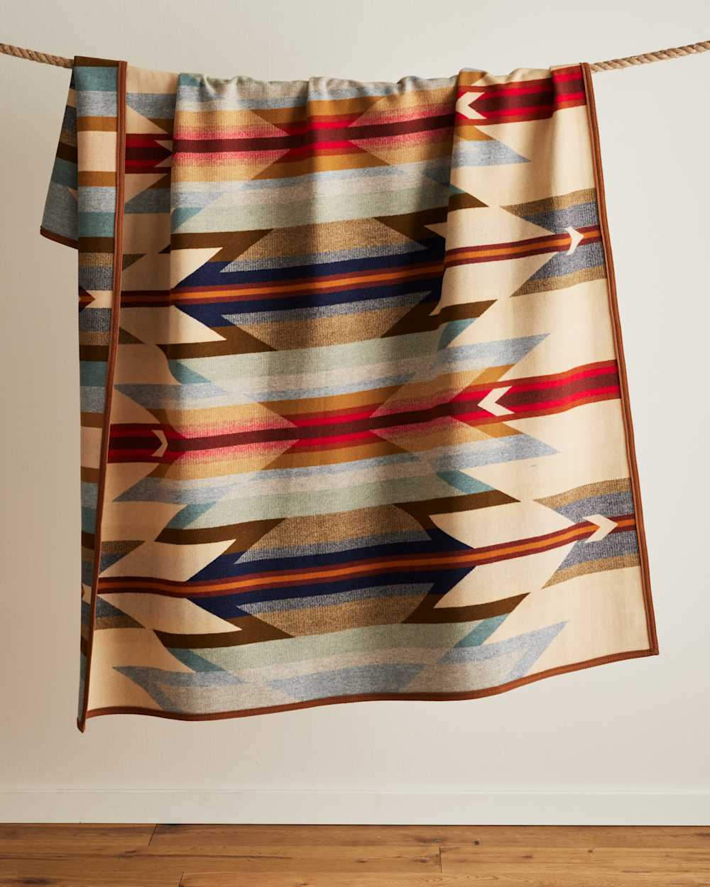 ALTERNATE VIEW OF WYETH TRAIL BLANKET image number 5