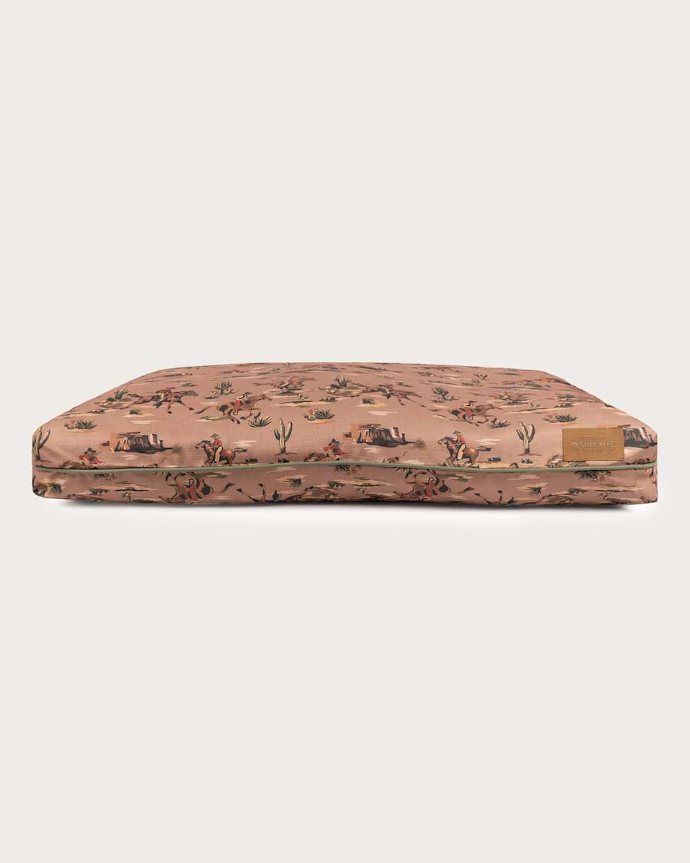 COWBOY PLAINS ALL SEASON PET BED - NAPPER IN TAN COWBOY PLAINS image number 2