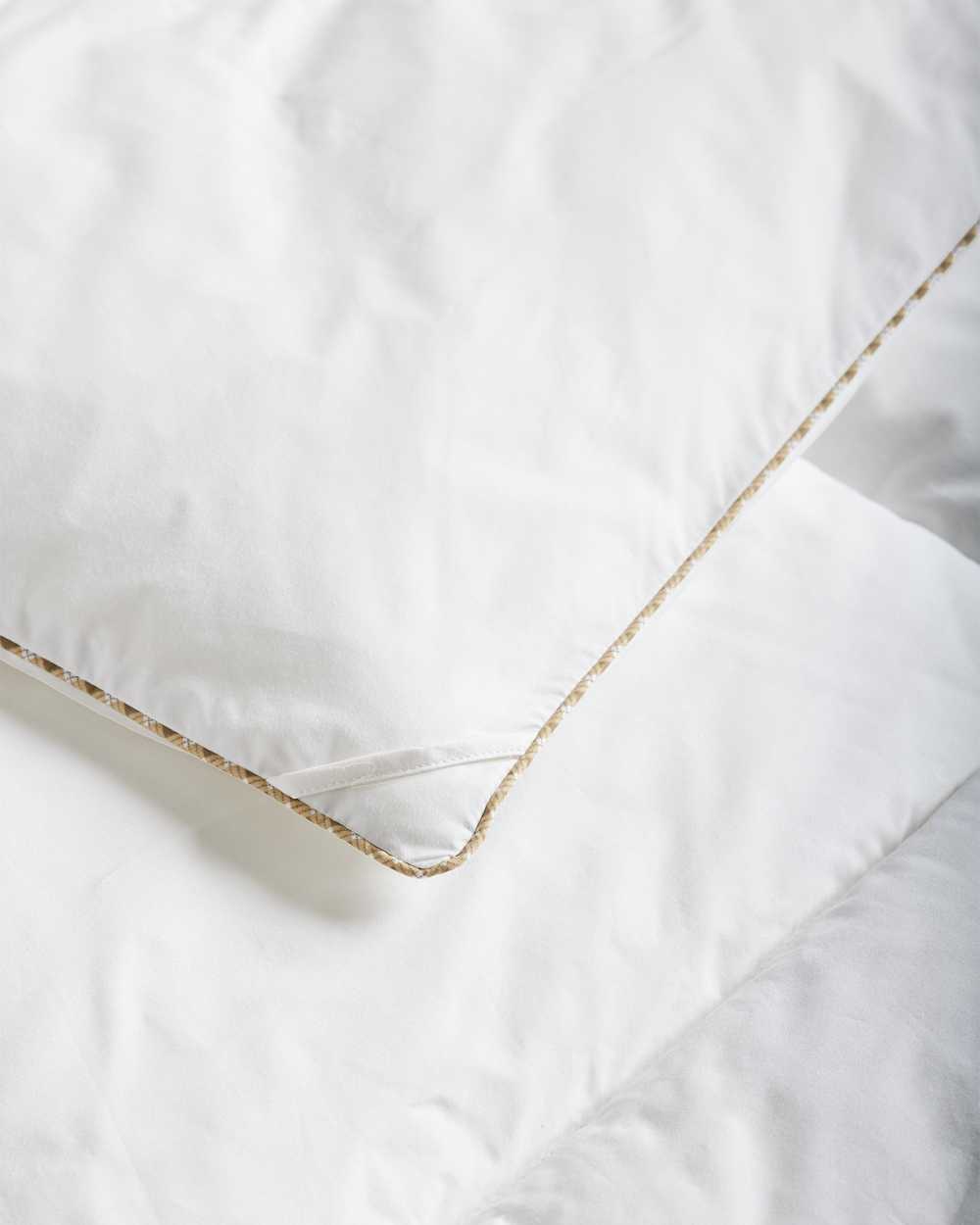 CLOSE UP VIEW OF DOWN ALTERNATIVE COMFORTER IN WHITE image number 3