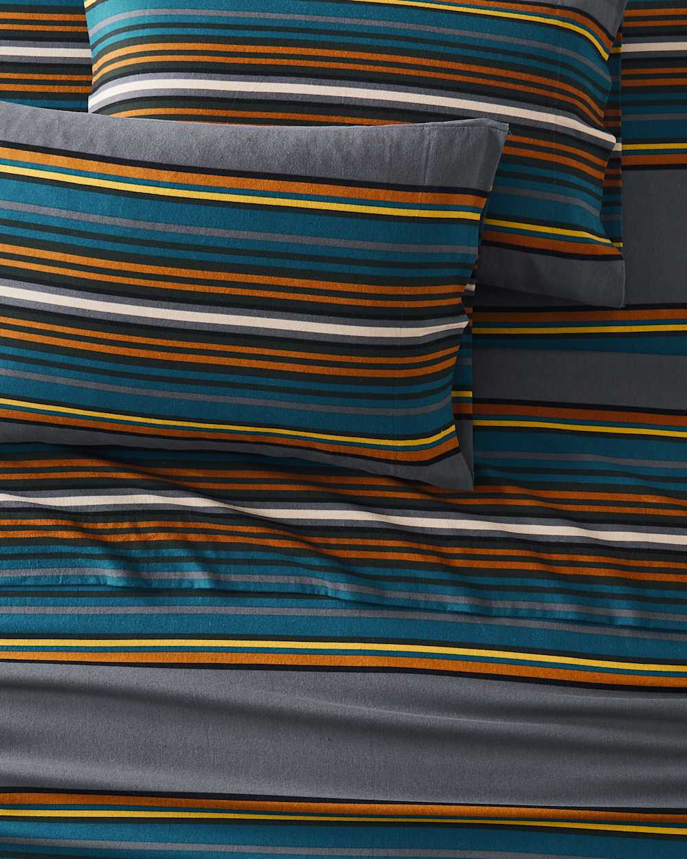 ALTERNATE VIEW OF OLYMPIC NATIONAL PARK FLANNEL SHEET SET IN GREY image number 2