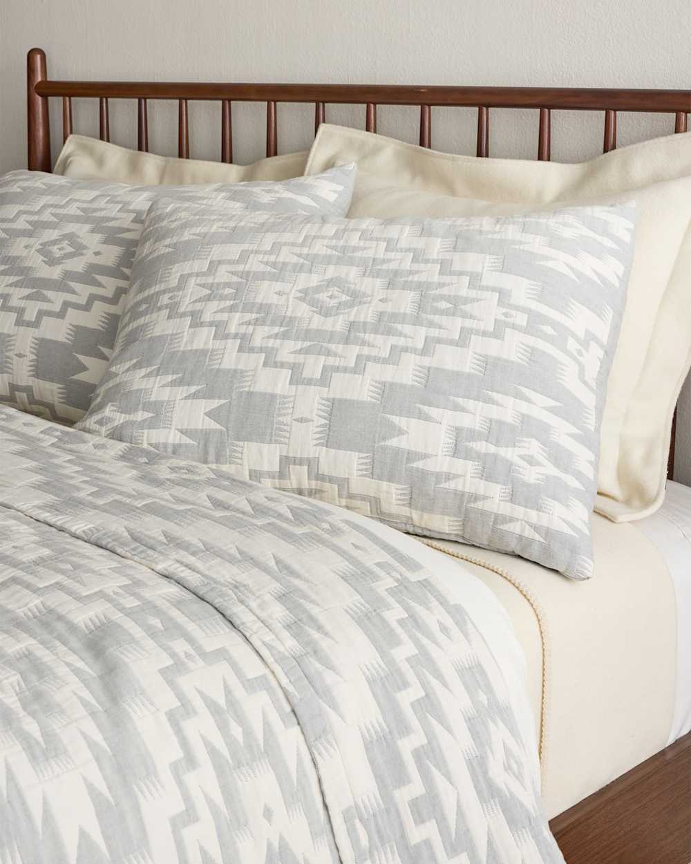 ALTERNATE VIEW OF MESILLA  COTTON MATELASSE SHAM IN BLUE/IVORY image number 4
