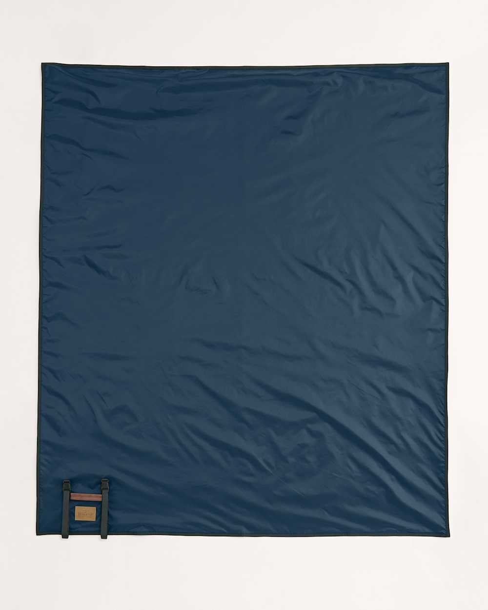 ALTERNATE VIEW OF ROLL-UP BLANKET IN FOREST PARK image number 3