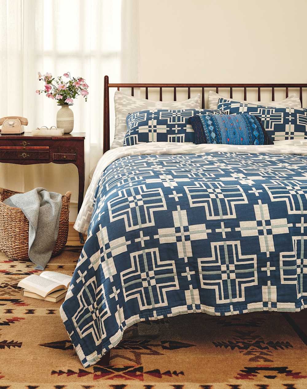 ALTERNATE VIEW OF SAN MARCOS MATELASSE COVERLET IN MARINE image number 4