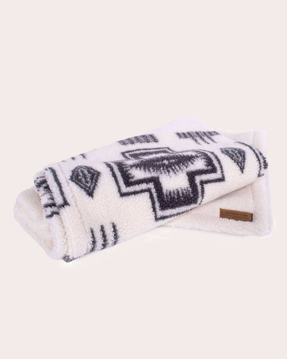 ALTERNATE VIEW OF HARDING PET BLANKET IN NATURAL image number 2