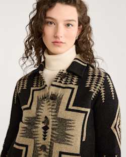 ALTERNATE VIEW OF WOMEN'S HARDING WILLA JACKET IN BLACK/TAN HARDING JACQUARD image number 5