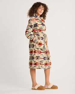 ALTERNATE VIEW OF WOMEN'S WYETH TRAIL COTTON TERRY VELOUR ROBE IN OATMEAL image number 3