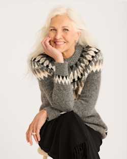 ALTERNATE VIEW OF WOMEN'S OVERSIZED ALPACA FAIR ISLE SWEATER IN GREY MULTI image number 5