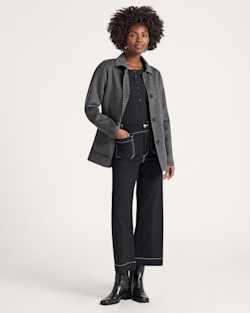 ALTERNATE VIEW OF WOMEN'S REVERSIBLE WOOL JACKET IN CHARCOAL HERRINGBONE image number 2
