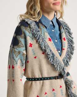 ALTERNATE VIEW OF WOMEN'S GRAPHIC FRINGE CARDIGAN IN ECRU/NAVY MULTI image number 4